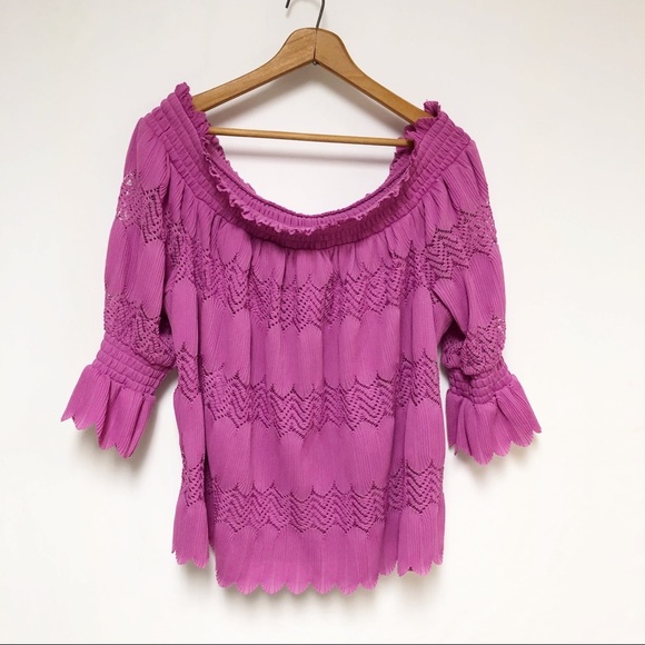 ➕ NWT Lane Bryant Smocked Off The Shoulder Top - Picture 2 of 8